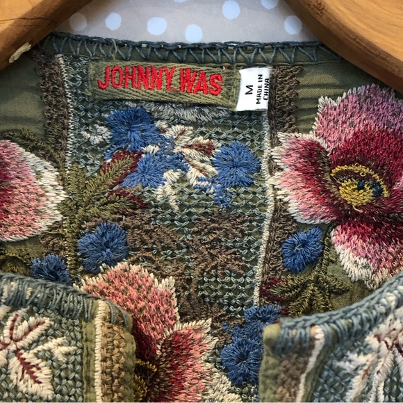 Johnny Was Embroidered Button Front Top Gauze Bird Flowers Green Size Medium - Picture 11 of 11